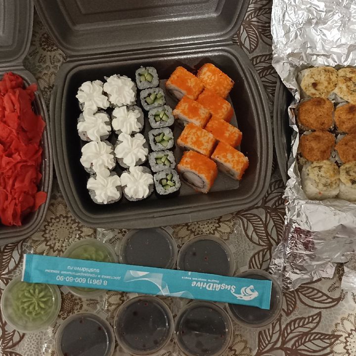 Доставка еды фото SushiDrive
