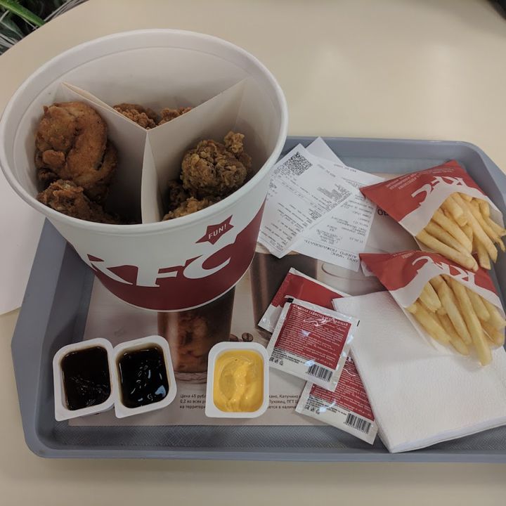 Доставка еды Кингисепп KFC