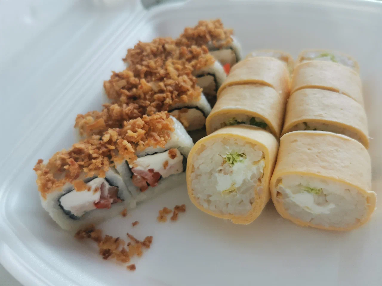 Доставка еды фото Большие суши