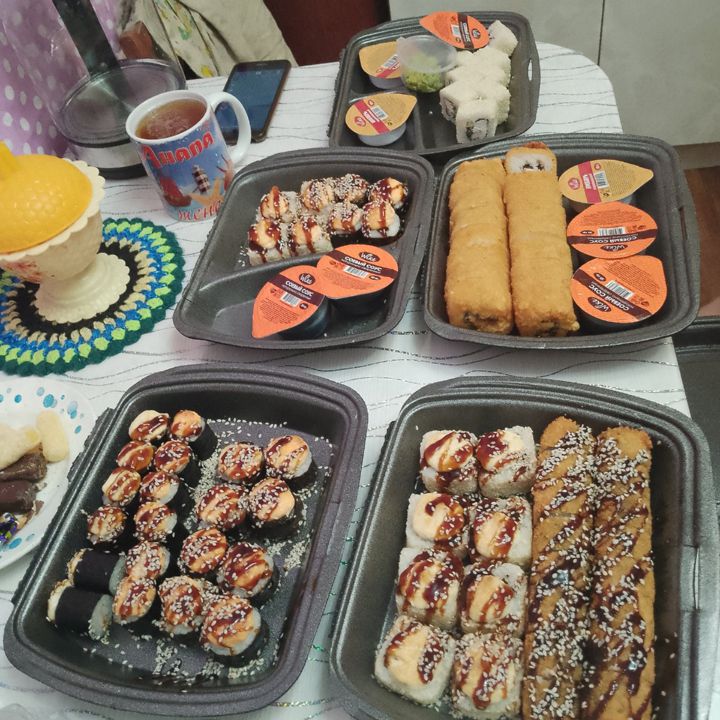 Доставка еды фото Sushi Gold Сарапул