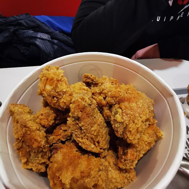 Доставка еды фото KFC Сургут